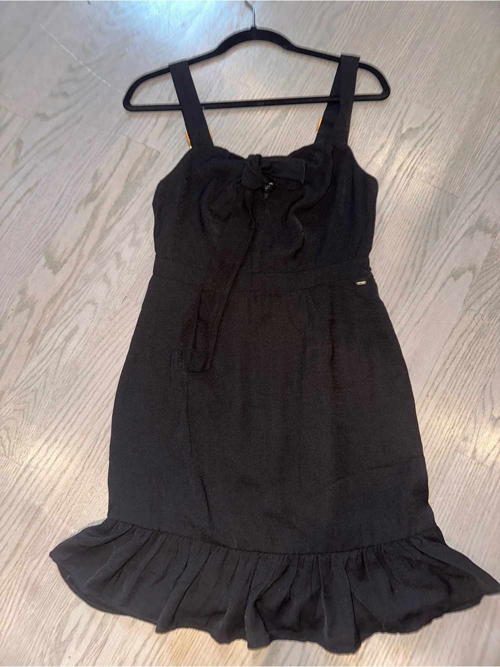 GUESS Black Sleeveless Bow Mini Dress – Size Small